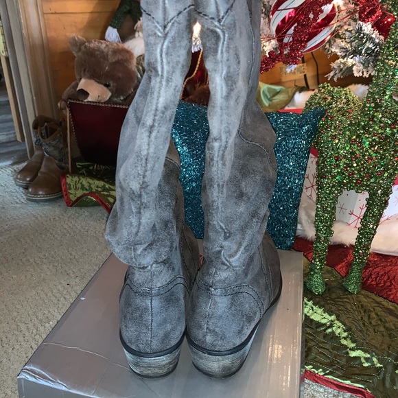 EUC Bahboo Sadie Slouch Boot - Picture 4 of 8